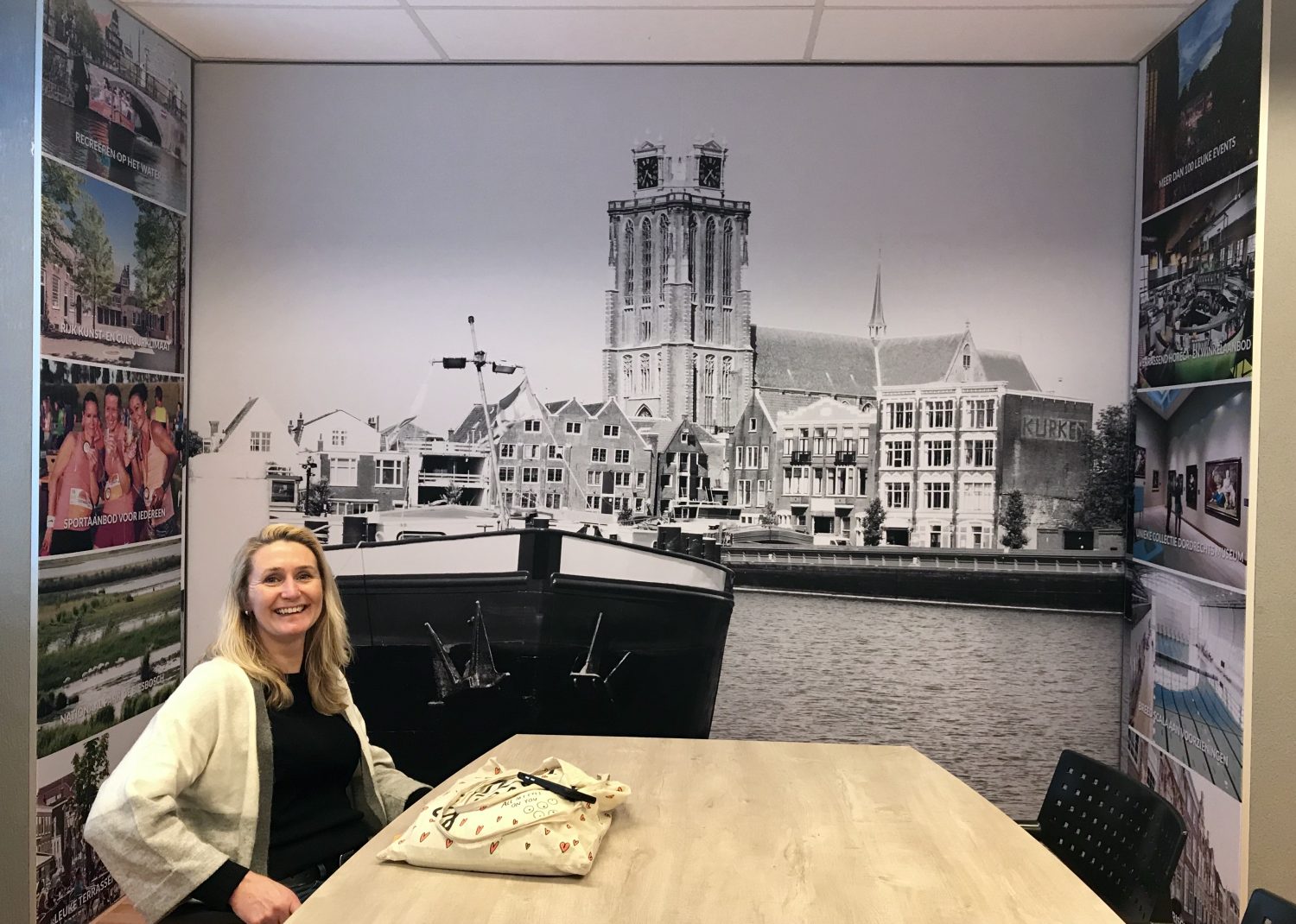 Fotografie grote kerk dordrecht muurdecoratie
